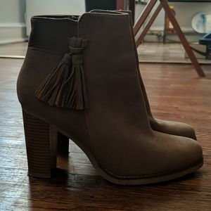 Heeled booties